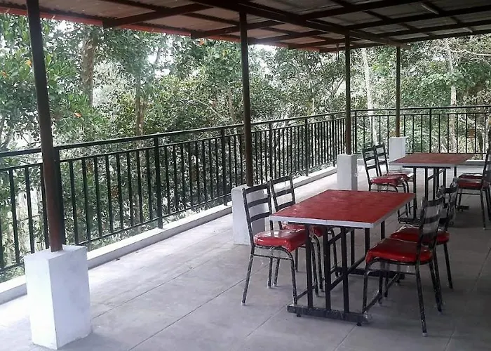 Royal Grand Homestay & Resort